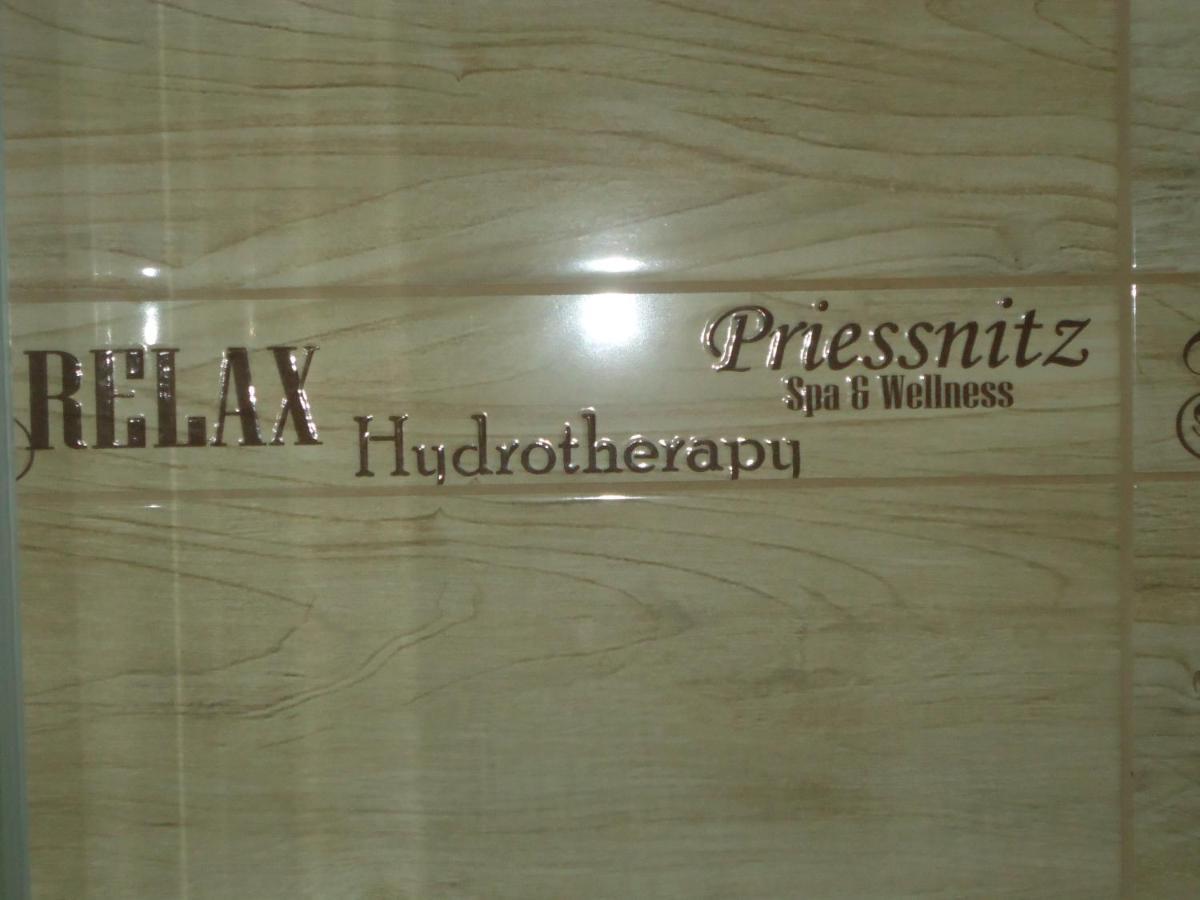 Deutsches Haus Hotel Szabadkígyós Kültér fotó