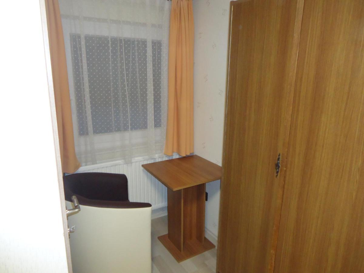 Deutsches Haus Hotel Szabadkígyós Kültér fotó